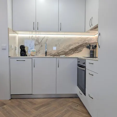 度假居 Charming Loft With Ac And Washing Machine *