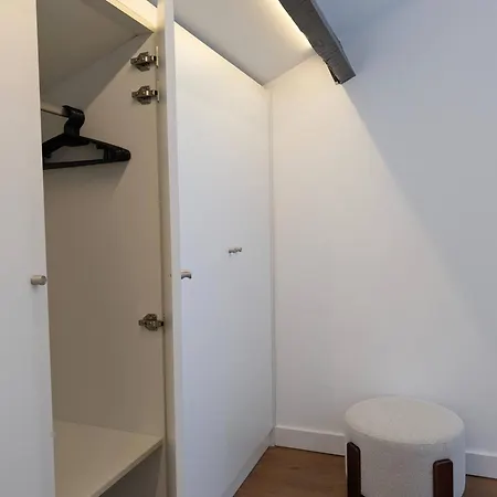 度假居 Charming Loft With Ac And Washing Machine