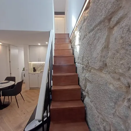 Semesterbostad Charming Loft With Ac And Washing Machine *
